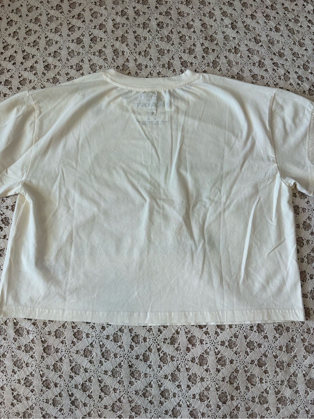 Ariat Women’s Rodeo Bound Short Sleeve Boxy Fit Crop Tee Size Medium NWT - Picture 3 of 9